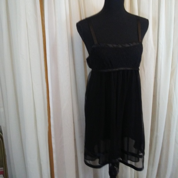 Oscar de la Renta Black Shortie Nightgown - Picture 1 of 5
